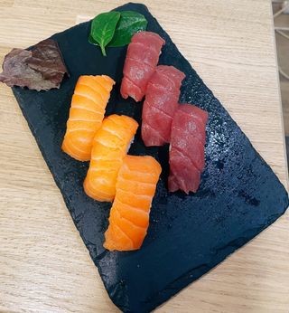 Nigiri De Salmón Y Atún (6 Uds.)