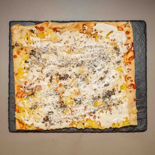 Teglia Tartufo, patate, crema 4 formaggi