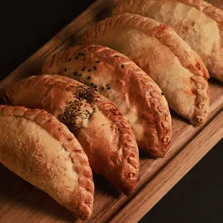Empanada De Pollo Suave