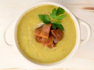 Sopa Mediterránea de Lentejas