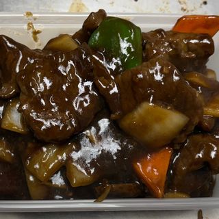 Ternera Con Salsa Shacha