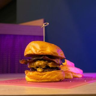 Burger Milf