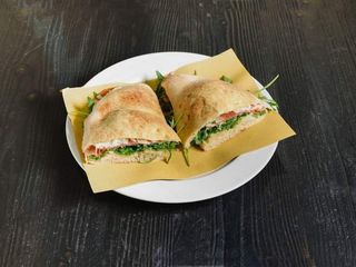 Paposcia con bresaola rucola e grana