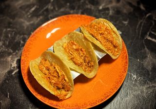 TACO TINGA DE POLLO MX