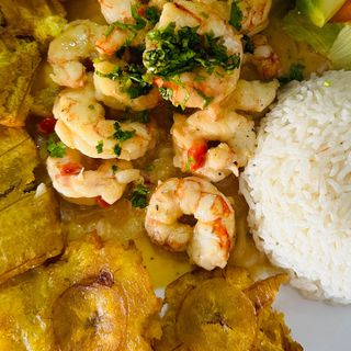 Encocado de camarón 