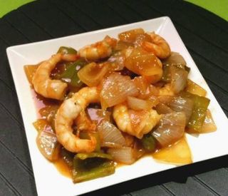 67. Gambas Con Salsa Picante