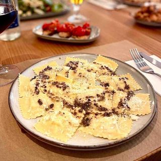 Ravioli Funghi Al Tartufo