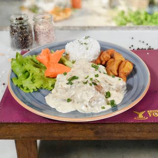 Ćureći medaljoni sa pečurkama