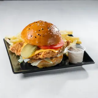 Crispy Burger com Batata Frita