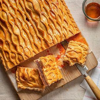 HORNAZO JAMÓN, CHORIZO Y LOMO DE MASA MADRE