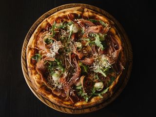 Піца з прошуто та рукколою (30см) (500г)