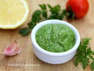 Sos usturoi Tobogane