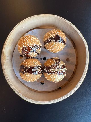 37. Sezamske kuglice 4 komada