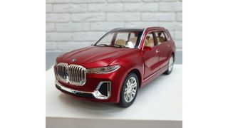 BMW X7 металл звук/свет