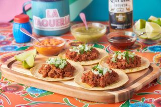 Tacos de longaniza (4 uds.) "nuestro chorizo casero"