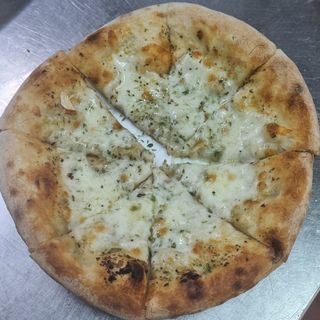 Focaccia De Ajo Y Queso