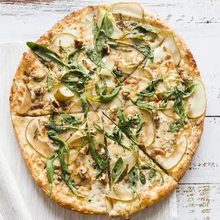 Pizza Crema Fresca (Mediana) pollo champiñón cebolla queso fresco