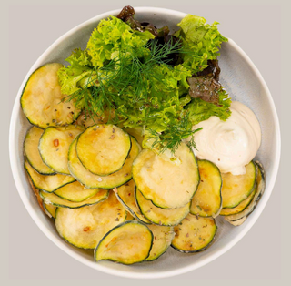 Chipsuri de zucchini