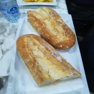 Croissant Atún Y Pimiento