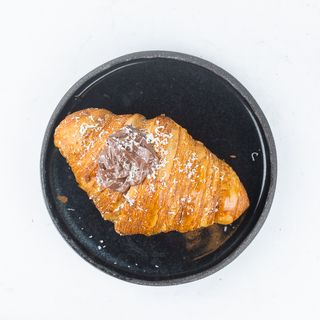 Croissant čokolada