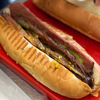 Hot sandwich the Bekev pastrami