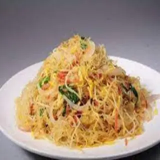 204. Fideos De Arroz Frito Ternera