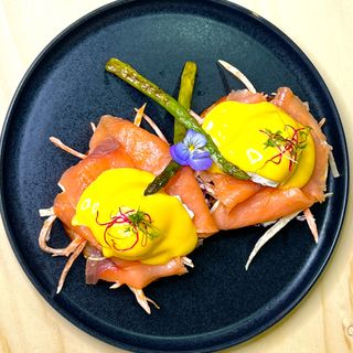 Eggs Benny with Salmon