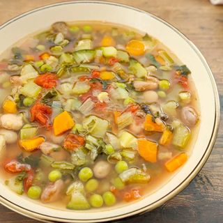 Zuppa di verdure miste