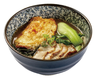 261. Ramen En Caldo Con Pollo Y Huevo