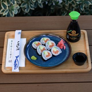 Сьомга и авокадо (6бр 150г)