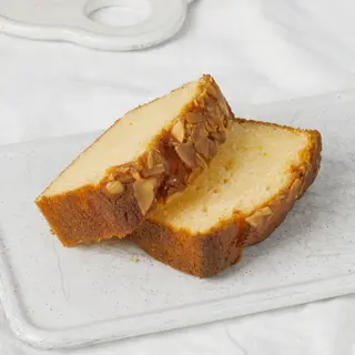 Bizcocho De Naranja Y Almendra (Porción)