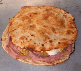 Schiacciata Mortadella