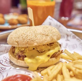 Pulled pork burger