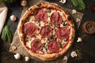 Пицца "Ветчина и грибы"