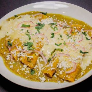 Enchiladas verdes