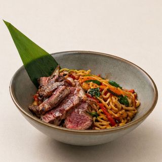 Yakisoba noodles