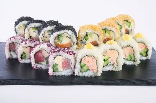 42.Урамаки BOX (16бр-380г)