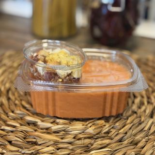 Salmorejo Con Jamón Y Huevo