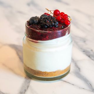 CHEESECAKE FRUTTI DI BOSCO AL BARATTOLO