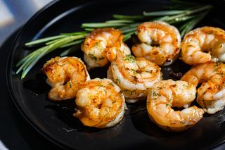 Скариди  в Перно