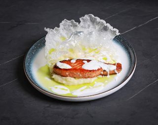 Սաղմոնի սթեյք կարտոֆիլի խյուսով