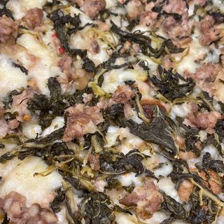 Trancio con salsiccia e friarielli