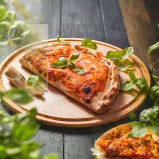 Pizza Calzone Viande Hachée