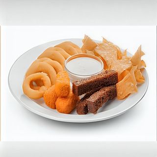 Ассорти из горячих закусок