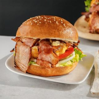 ჩიზ & ბეკონ ბურგერი