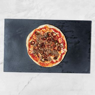 Pizza Ternera Y Jalapeños (Individual)