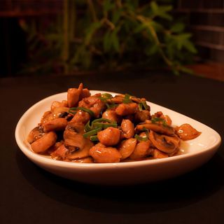 Pollo con champiñón