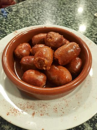 Ración De Chorizos A La Sidra (12 Uds.)