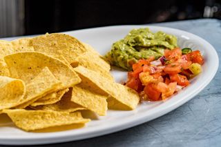 Nachos Con Pico De Gallo