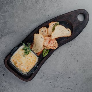 Жульєн з куркою та грибами (220г)